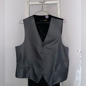 Jonathan wachtel vest